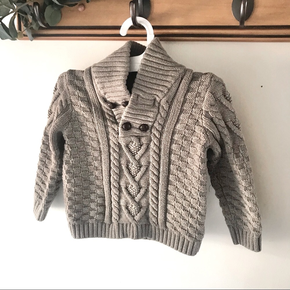 Bowen & Wright Thick Cable Knit Pullover Sweater